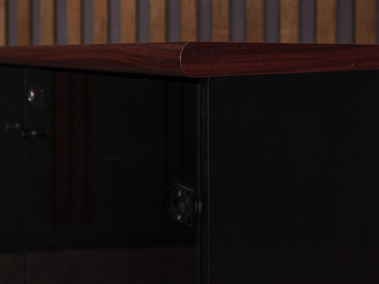 Шкаф для документов ДСП Махагон Россия