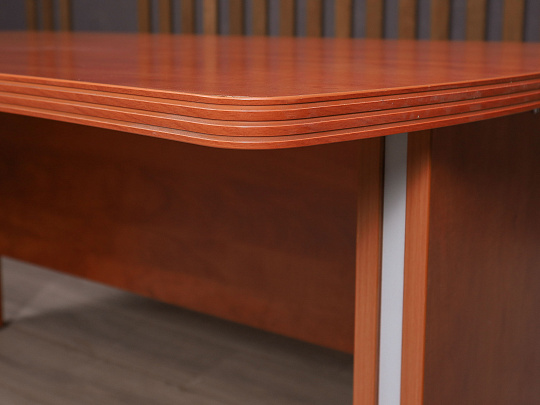 Стол прямоугольный ДСП Орех Россия