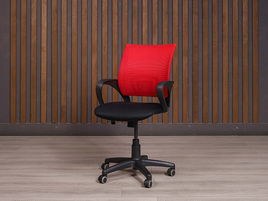 Офисное кресло Ткань Красный Россия