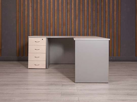 Стол с тумбой ДСП Дуб Россия