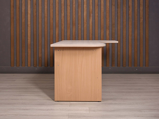 Стол эргономичный ДСП Дуб Россия