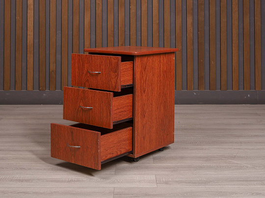 Тумба приставная ДСП Орех Россия