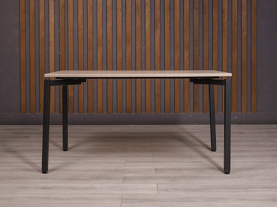 Стол прямоугольный ДСП Ясень шимо Россия