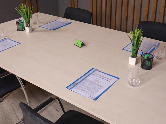 Стол для переговоров ДСП Дуб Россия