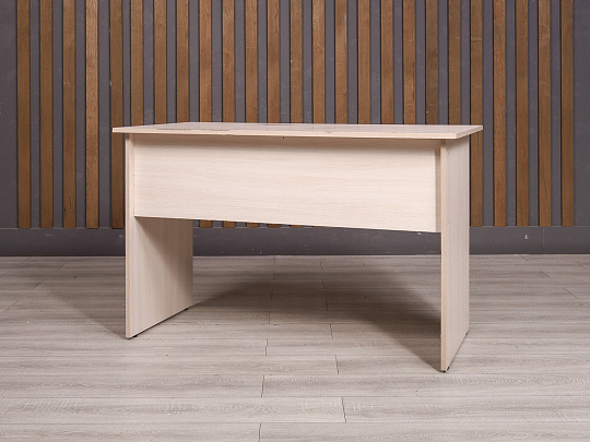 Стол прямоугольный ДСП Дуб Россия