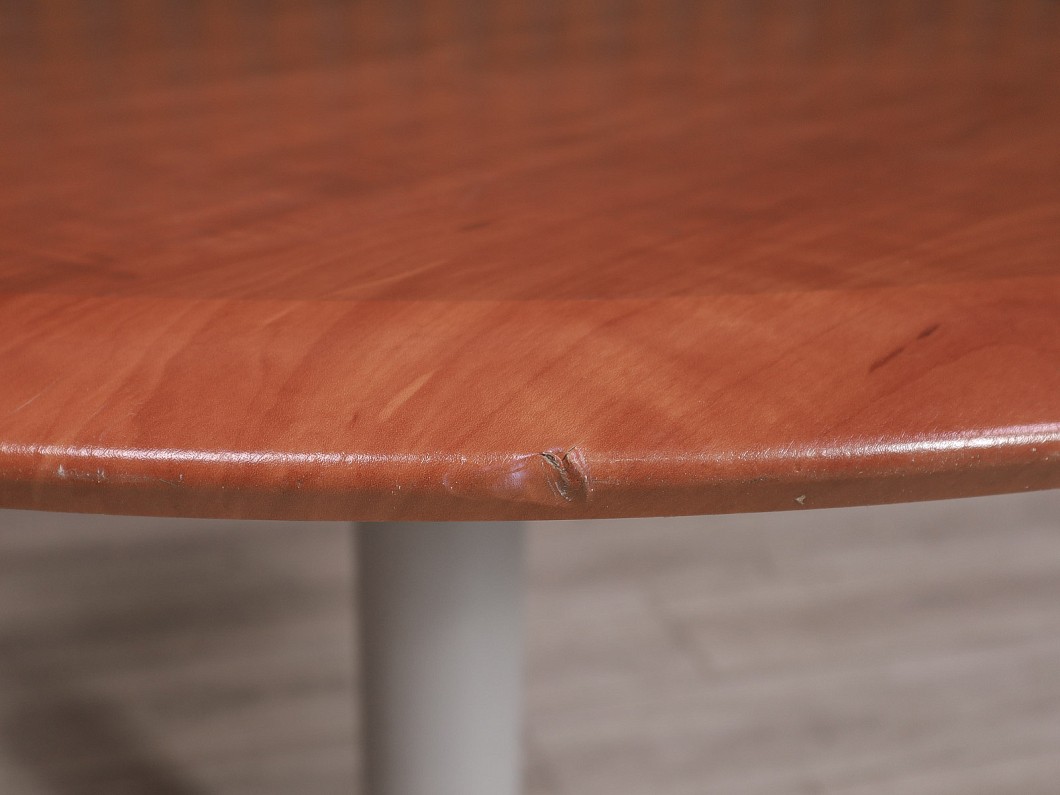 Стол для переговоров ДСП Орех Россия (12511-03065)