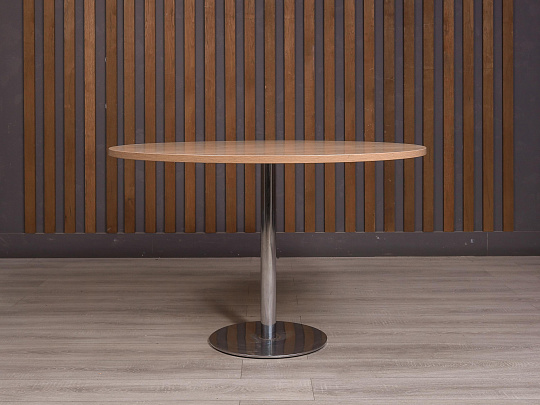 Стол для переговоров ДСП Ясень шимо Россия