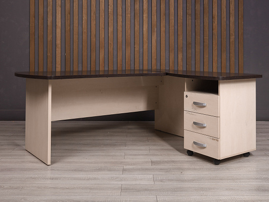 Стол с тумбой Berlin ДСП Венге Россия