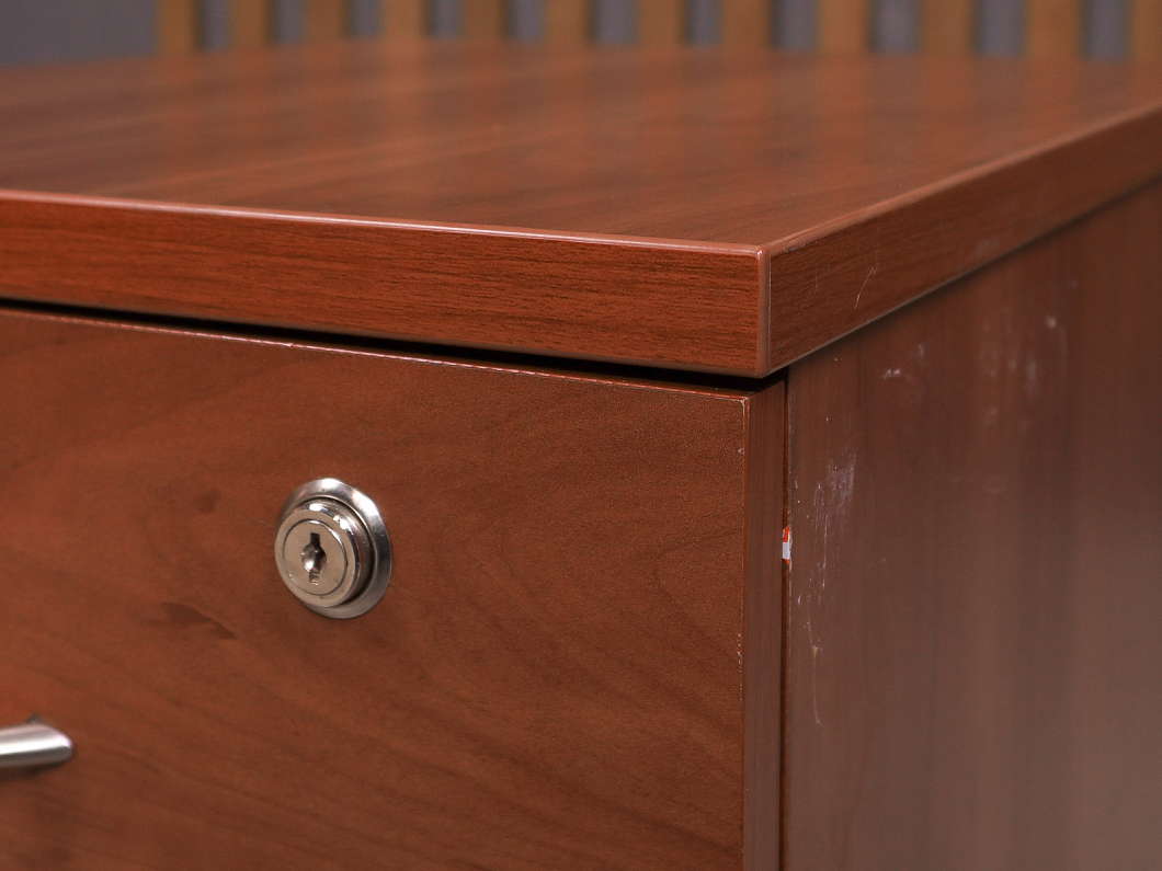 Тумба подкатная ДСП Вишня Россия (24155-11095)