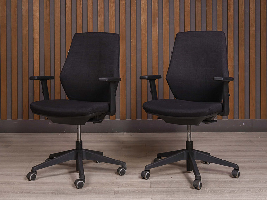 Офисное кресло Ткань Чёрный Россия