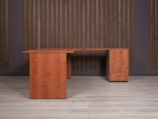 Стол с тумбой ДСП Орех Россия