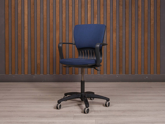 Офисное кресло Ткань Синий Россия