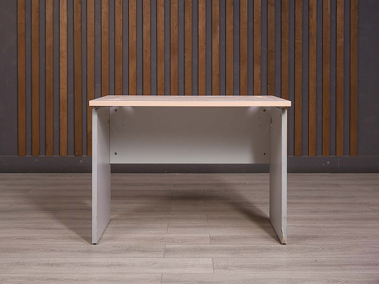 Стол прямоугольный ДСП Дуб Россия