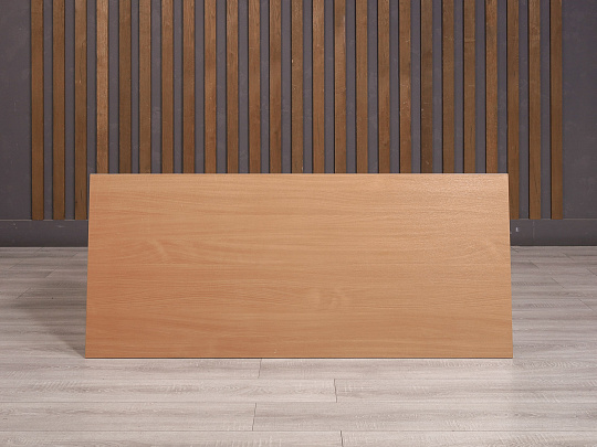 Стол с тумбой ДСП Клен Россия