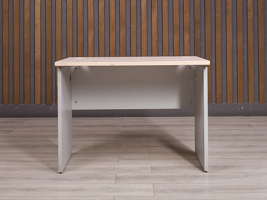 Стол прямоугольный ДСП Дуб Россия