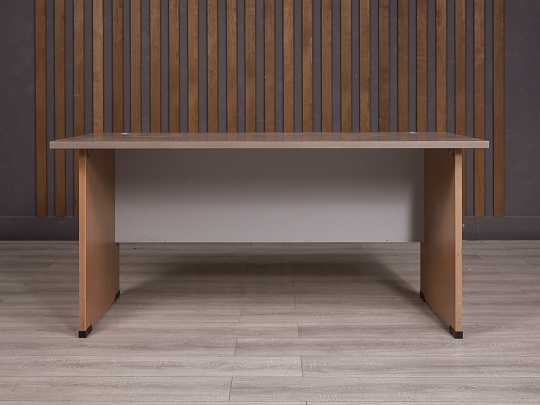 Стол прямоугольный ДСП Ясень шимо Россия