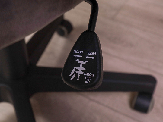 Офисное кресло Ткань Серый Россия