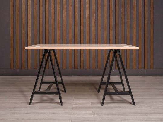 Стол прямоугольный ДСП Дуб Россия