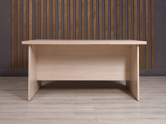 Стол для переговоров ДСП Дуб Россия