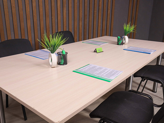 Стол для переговоров ДСП Дуб Россия