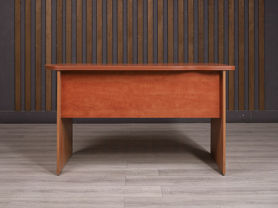 Стол эргономичный ДСП Орех Россия