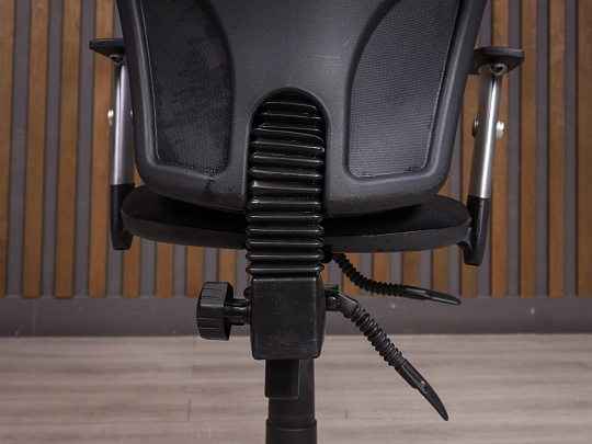 Офисное кресло Ткань Чёрный Россия