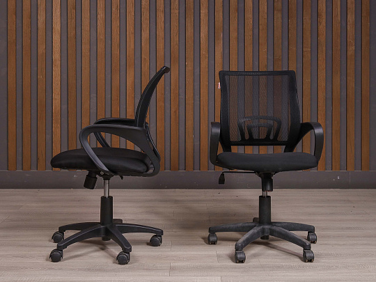 Офисное кресло Ткань Чёрный Россия