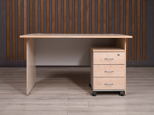 Стол с тумбой ДСП Дуб Россия