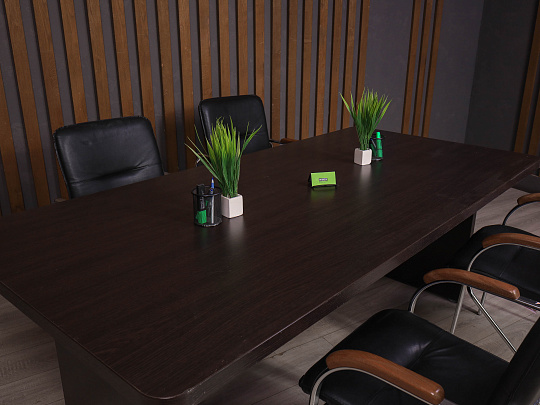 Стол для переговоров ДСП Венге Россия