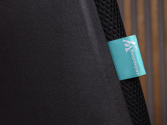 Офисное кресло Бюрократ Ткань Чёрный Россия