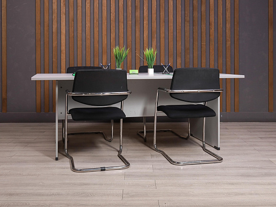 Стол для переговоров ДСП Серый Россия