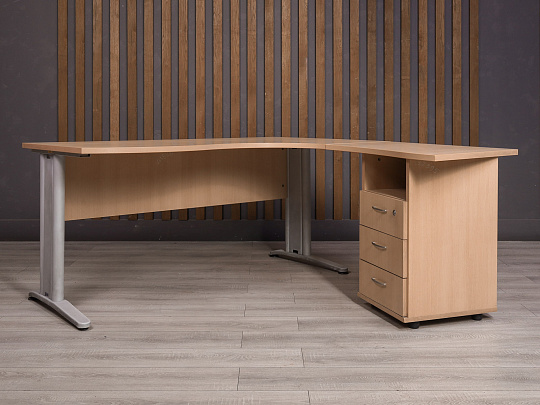 Стол с тумбой ДСП Клен Россия