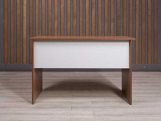 Стол прямоугольный ДСП Орех Россия