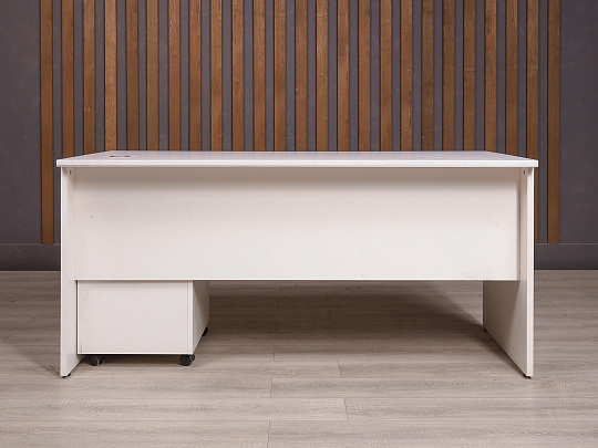 Стол с тумбой ДСП Белый Россия