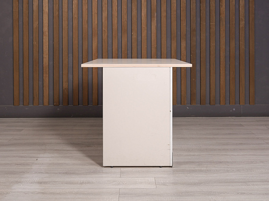 Стол прямоугольный ДСП Дуб Россия