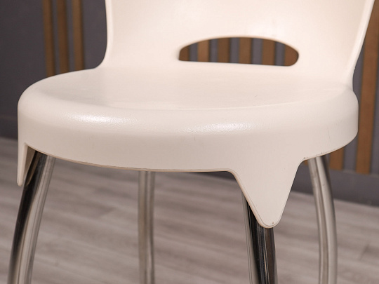 Офисный стул Пластик Белый Россия