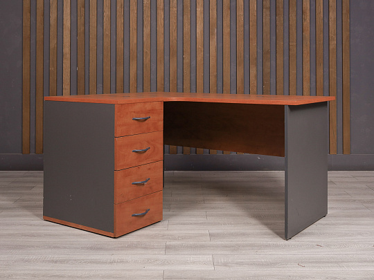 Стол с тумбой ДСП Орех Россия