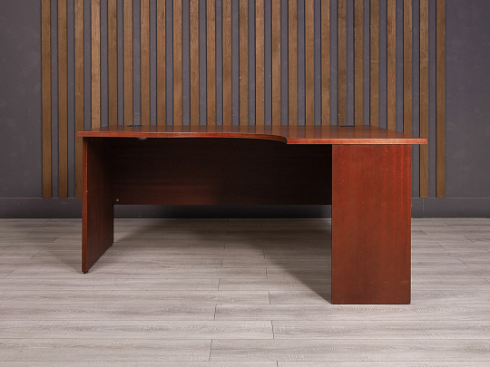 Стол угловой ДСП Махагон Россия