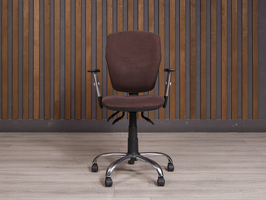 Офисное кресло Ткань Коричневый Россия
