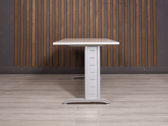 Стол прямоугольный ДСП Ясень шимо Россия