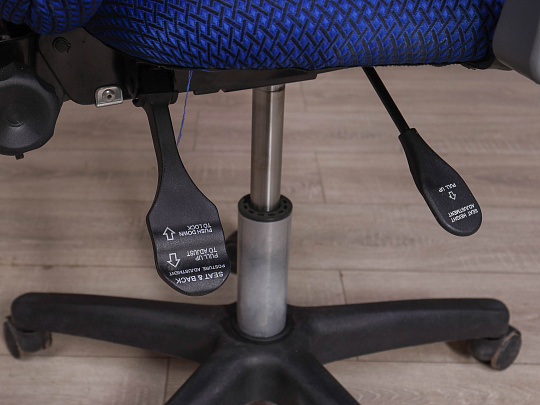 Офисное кресло Ткань Синий Россия