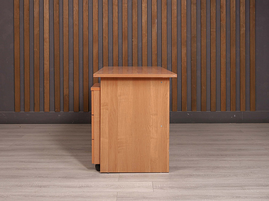 Стол с тумбой ДСП Ольха Россия