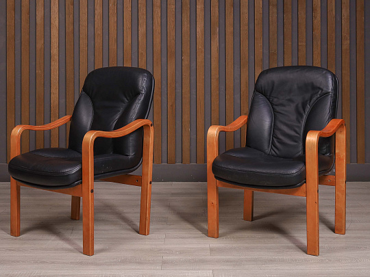 Конференц-кресло CHAIRMAN Кожа Чёрный Россия