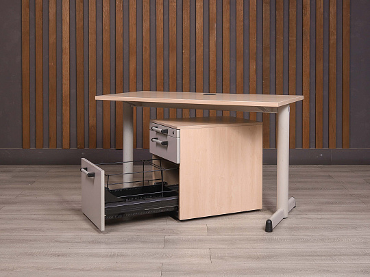 Стол с тумбой Steelcase ДСП Дуб США