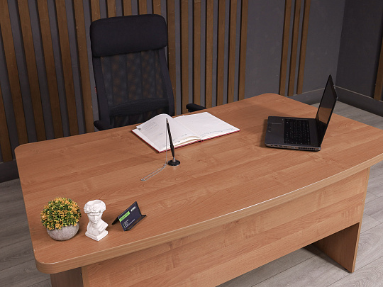 Стол руководителя ДСП Орех Россия