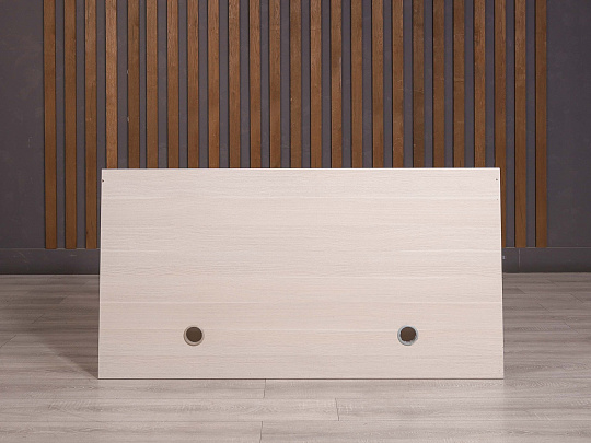 Стол прямоугольный ДСП Дуб Россия