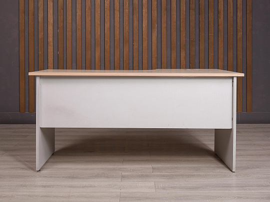 Стол эргономичный ДСП Дуб Россия