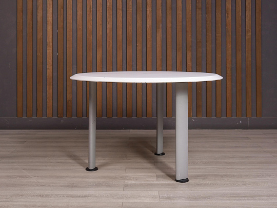 Стол для переговоров ДСП Белый Россия