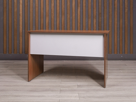 Стол прямоугольный ДСП Орех Россия