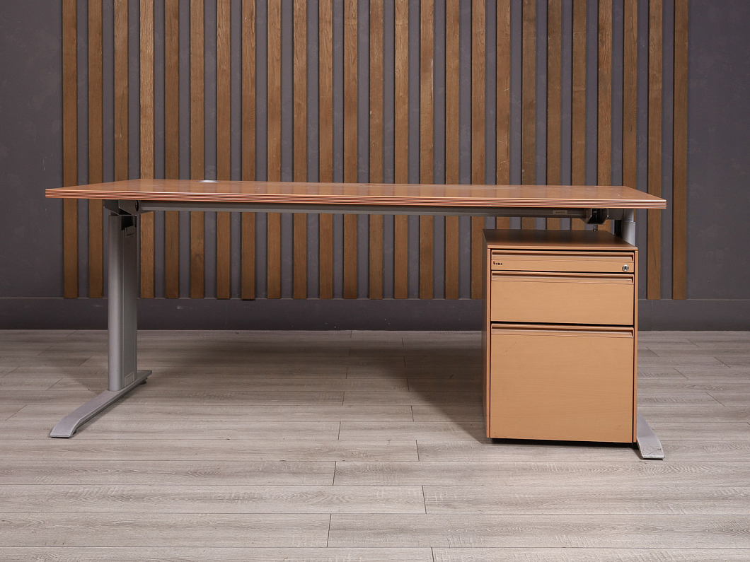 Стол с тумбой Bene ДСП Бук Италия (21532-11085)